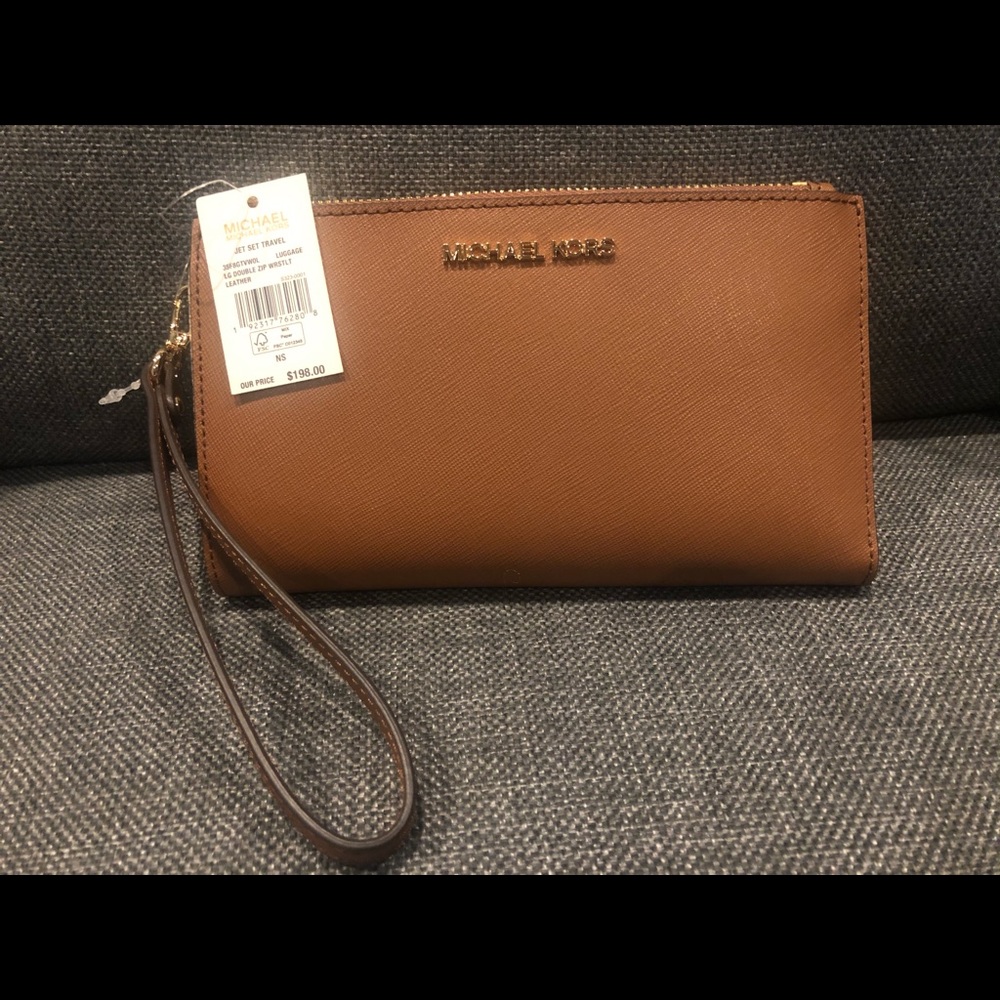 Michael Kors Jet Set Travel Wristlet